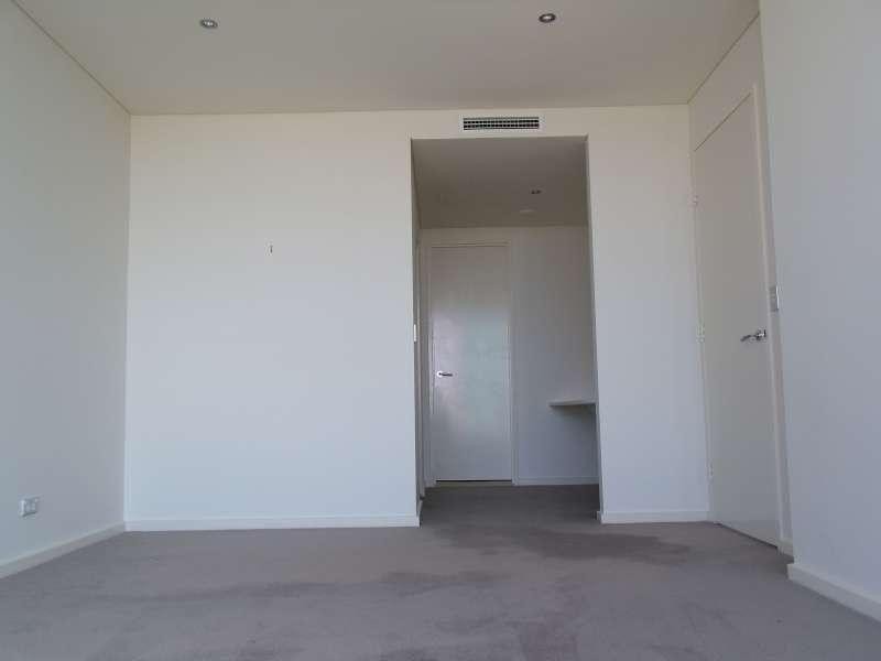 905/1 Como Crescent, Southport QLD 4215