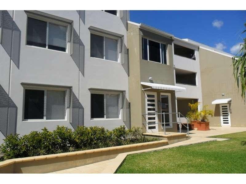 25/6-10 Rose Street, Southport QLD 4215