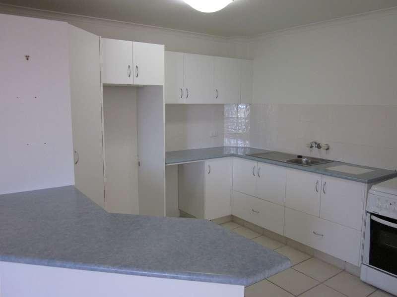 10/25 Imperial Parade, Labrador QLD 4215