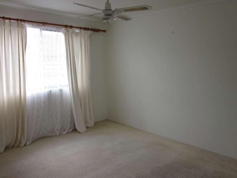 10/25 Imperial Parade, Labrador QLD 4215