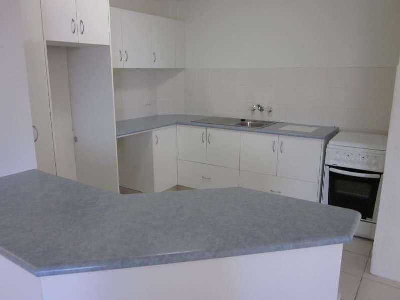 10/25 Imperial Parade, Labrador QLD 4215