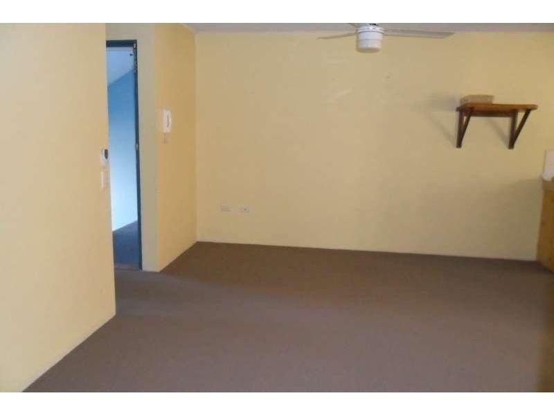 3/26 Labrador Street, Labrador QLD 4215