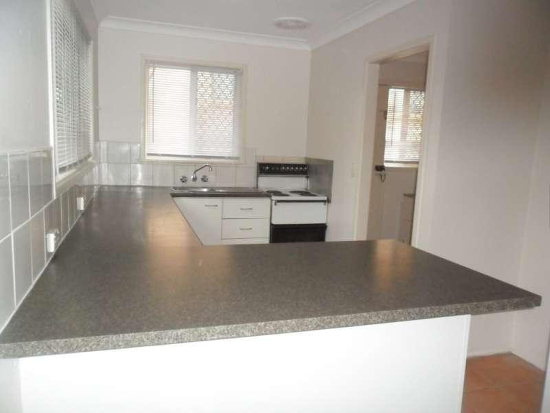 1/158 Frank Street, Labrador QLD 4215