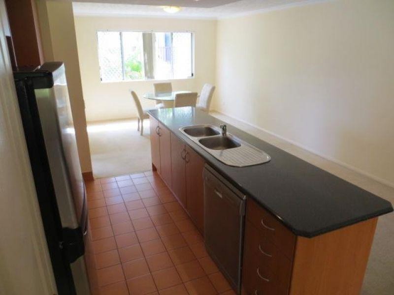 7/7-11 Johnston Street, Southport QLD 4215