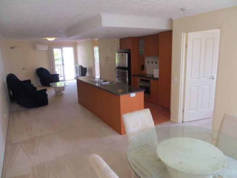 7/7-11 Johnston Street, Southport QLD 4215