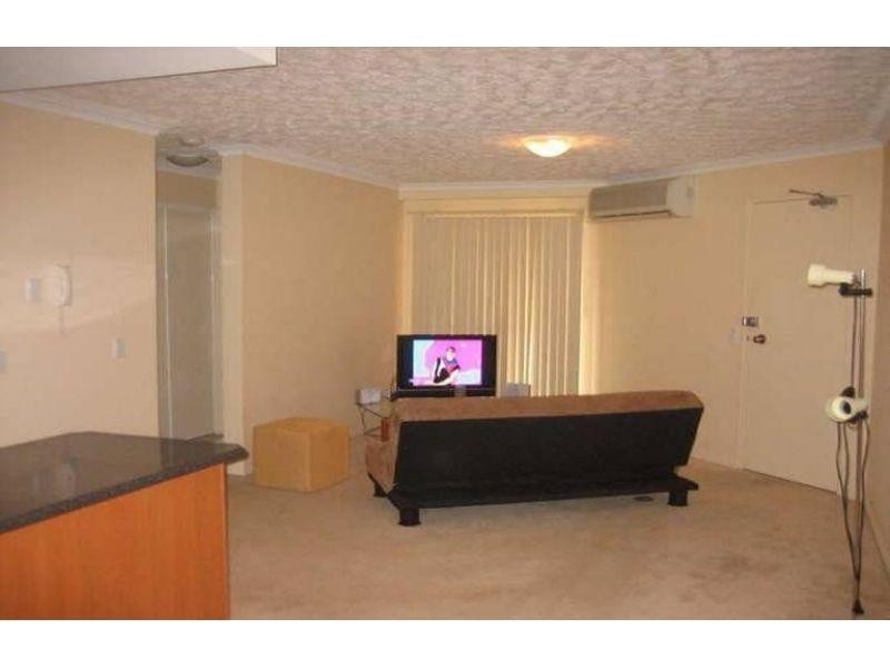 7/7-11 Johnston Street, Southport QLD 4215