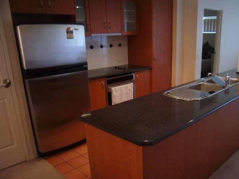 7/7-11 Johnston Street, Southport QLD 4215