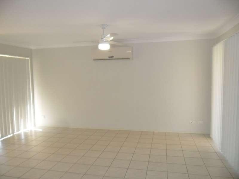 1/1 Plover Court, Warner QLD 4500