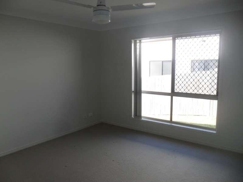 1/1 Plover Court, Warner QLD 4500