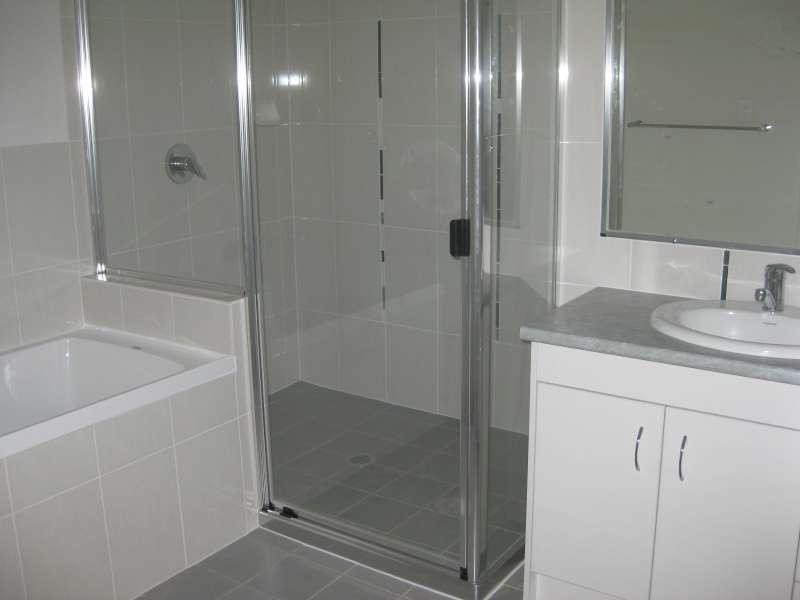 1/1 Plover Court, Warner QLD 4500