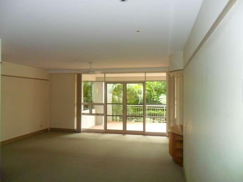 17/76 Chichester Drive, Arundel QLD 4214