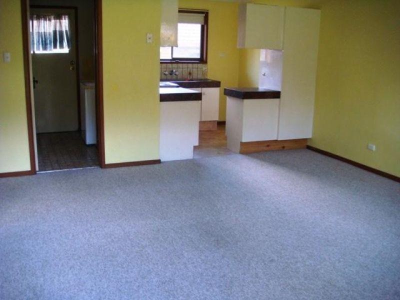 2/271 Wardoo Street, Southport QLD 4215