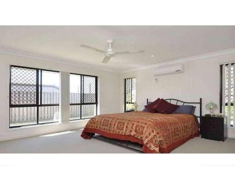 4 Gerard Street, Pacific Pines QLD 4211