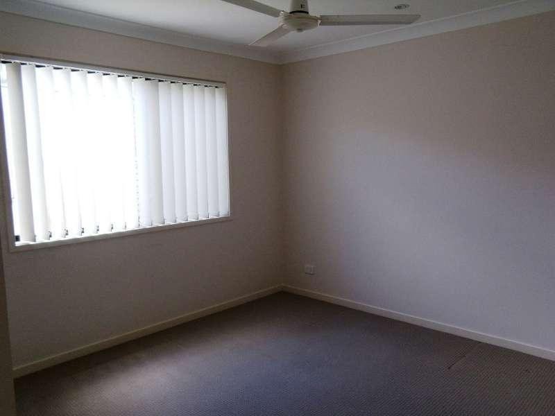 4 Gerard Street, Pacific Pines QLD 4211