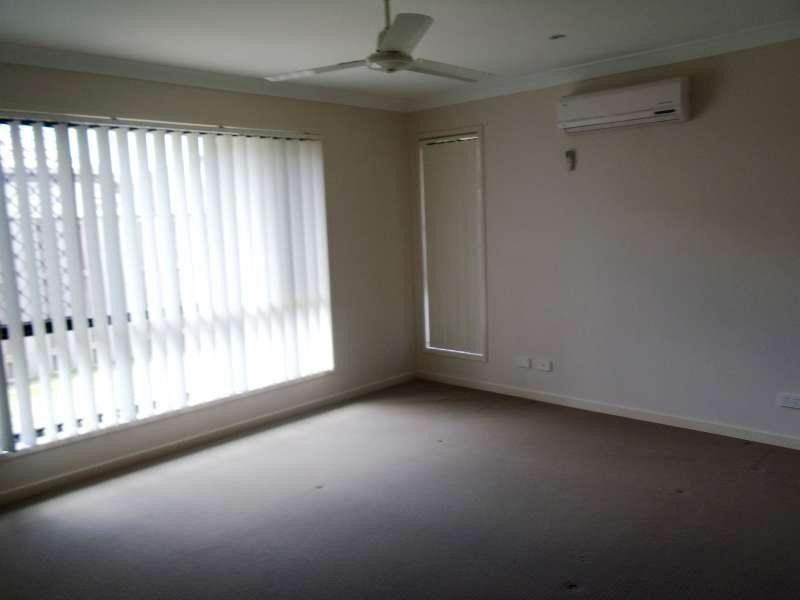 4 Gerard Street, Pacific Pines QLD 4211