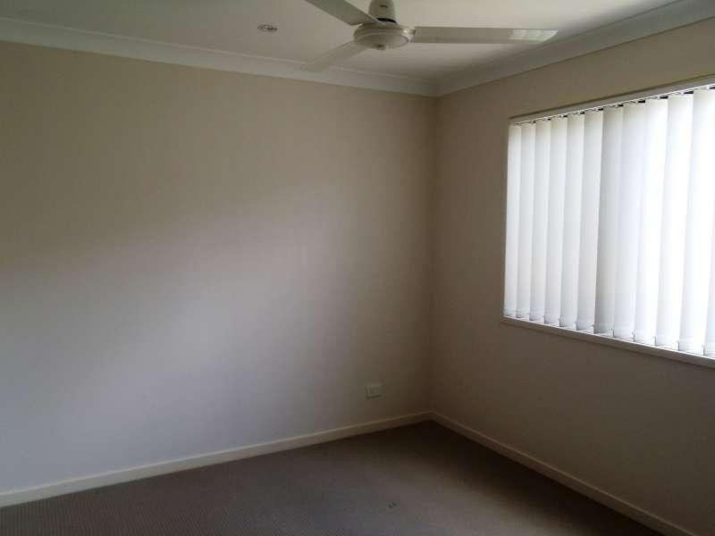 4 Gerard Street, Pacific Pines QLD 4211