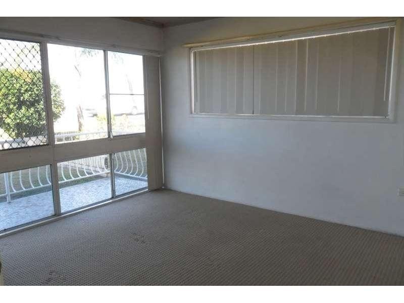 1/402 Marine Parade, Biggera Waters QLD 4216