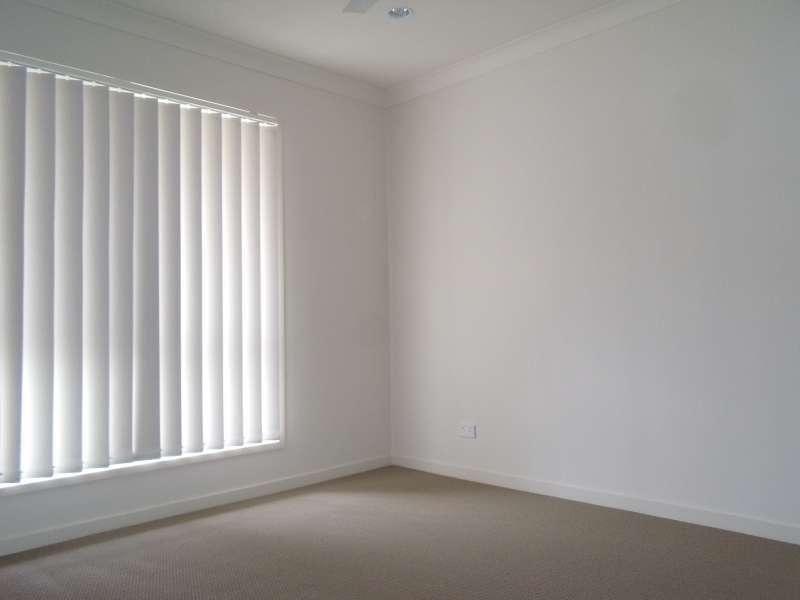 1/19 Murray Court, Upper Coomera QLD 4209