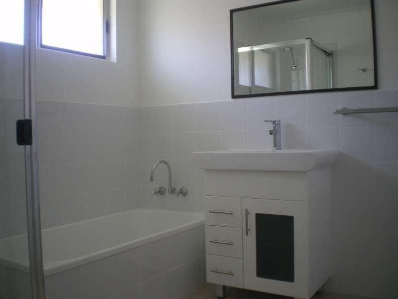 4/211 Scarborough Street, Southport QLD 4215