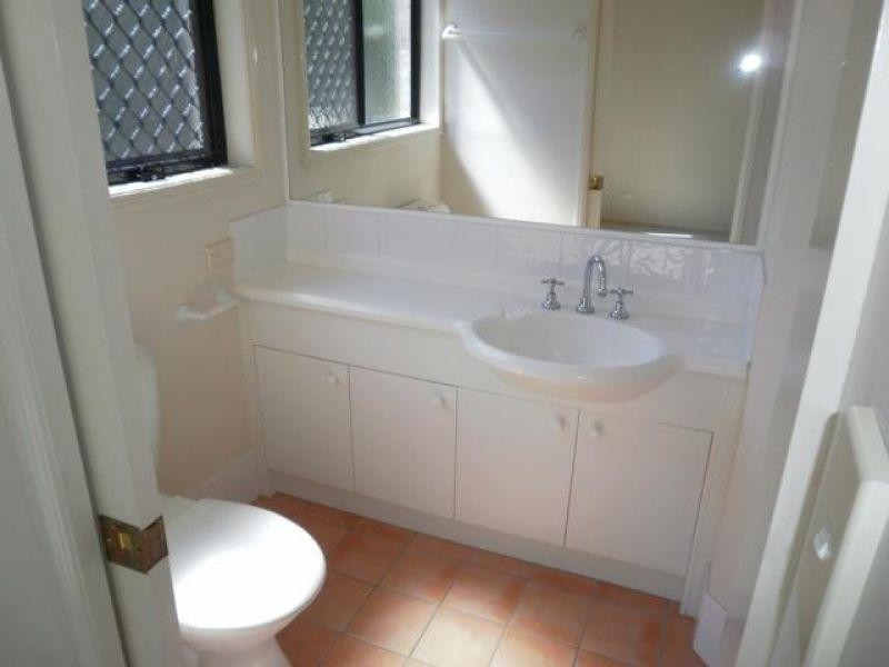 5/37 Harley Street, Labrador QLD 4215