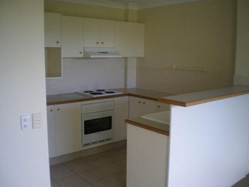 12/35 Huth Street, Labrador QLD 4215