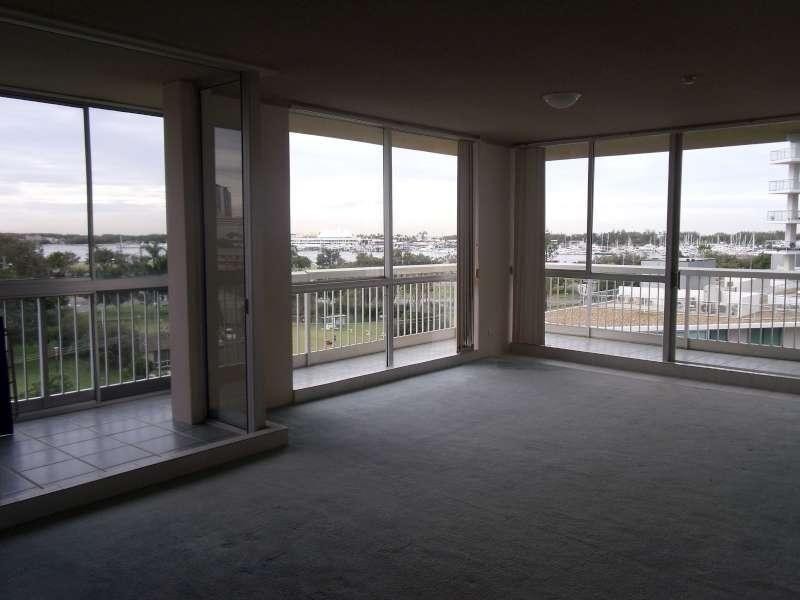 23/18 Queen Street, Southport QLD 4215