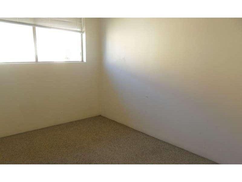 7/144 Marine Parade, Southport QLD 4215