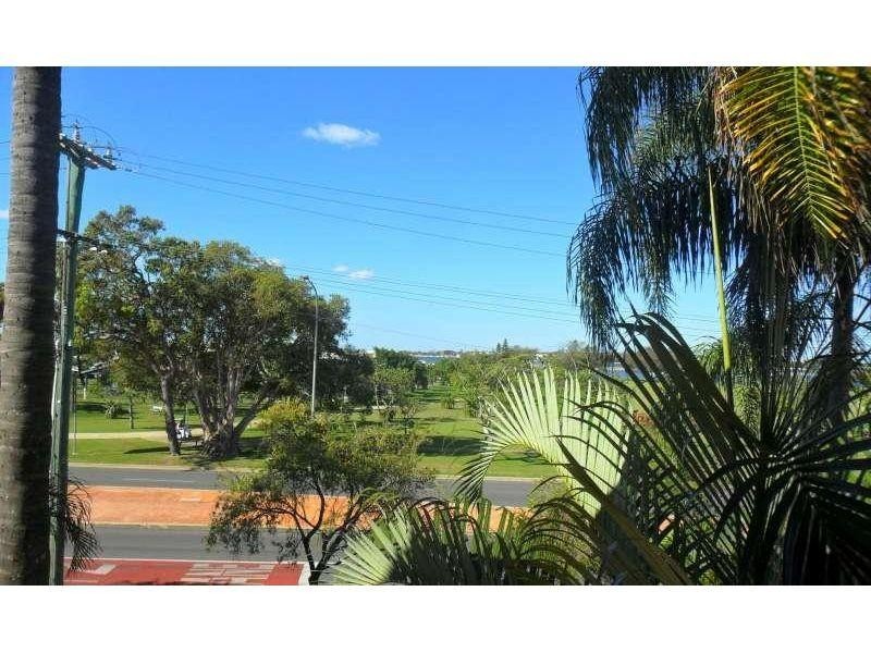 7/144 Marine Parade, Southport QLD 4215