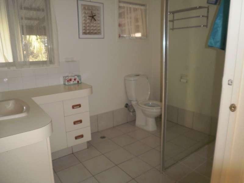 108 Bamboo Avenue, Benowa QLD 4217