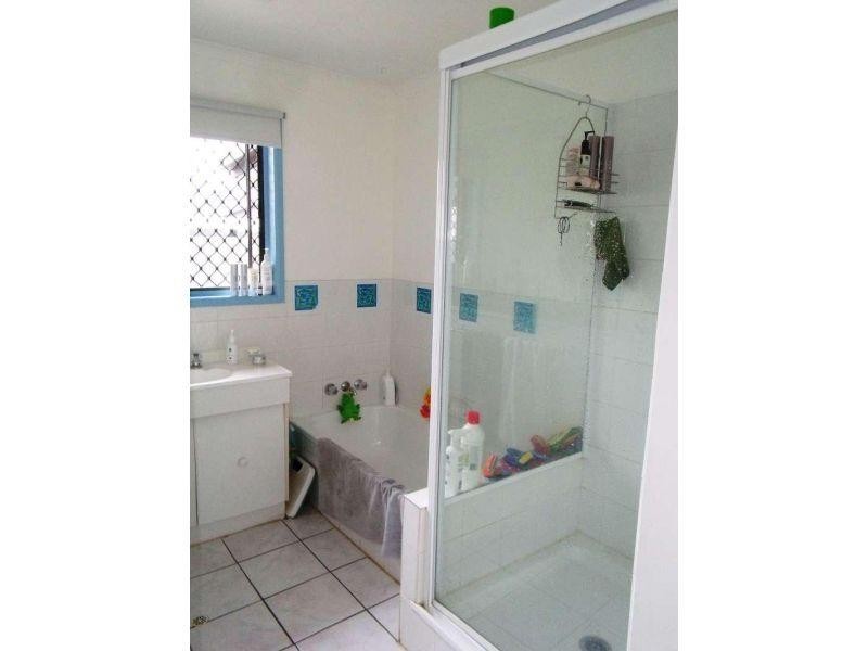 154 Benowa Road, Southport QLD 4215