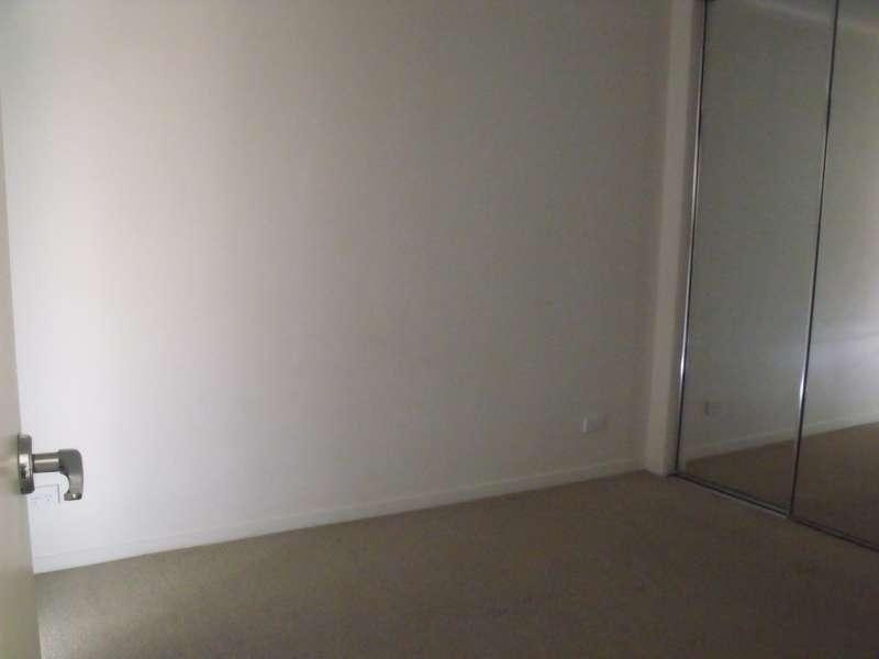 2/130 Marine Parade, Southport QLD 4215