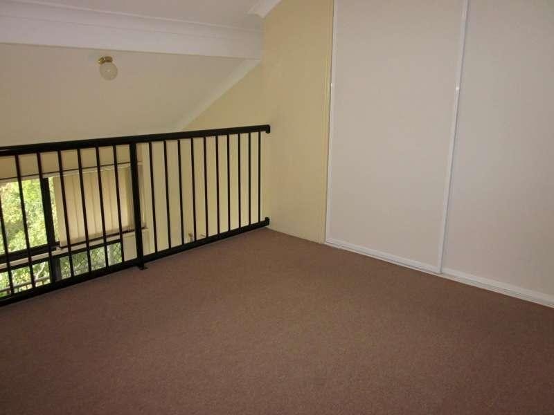 14/143 Frank Street, Labrador QLD 4215