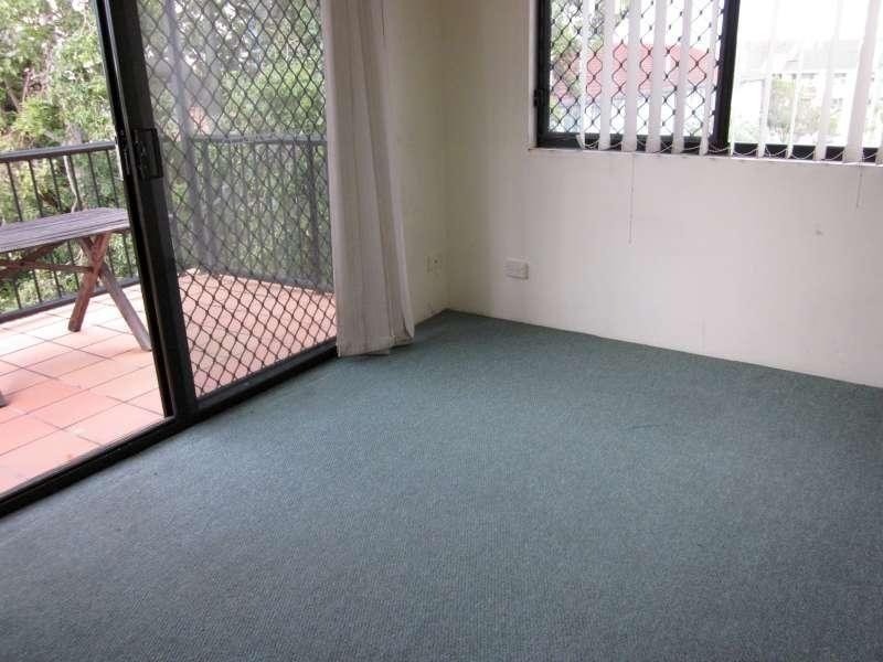 14/143 Frank Street, Labrador QLD 4215