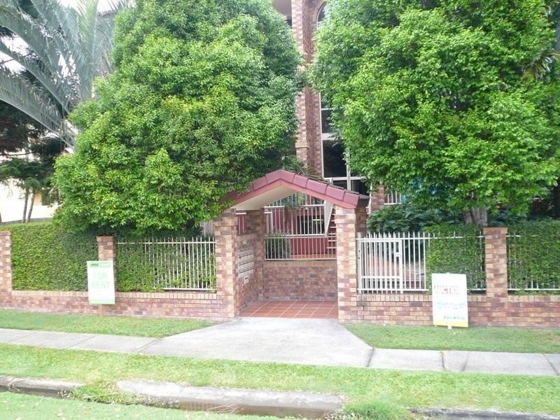 11/28 Sykes Street, Southport QLD 4215