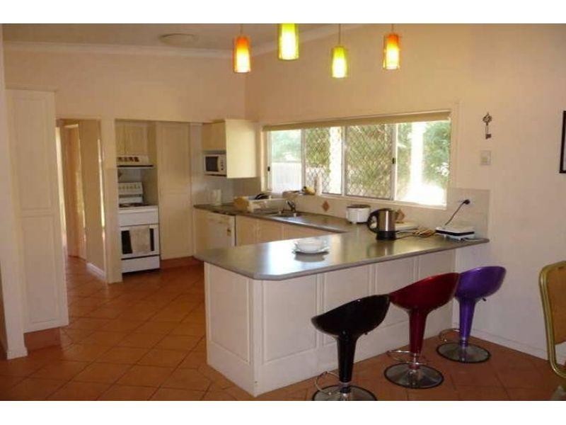 12 Wynflo Street, Labrador QLD 4215