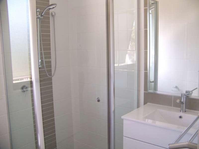 4/135 Falconer Street, Southport QLD 4215