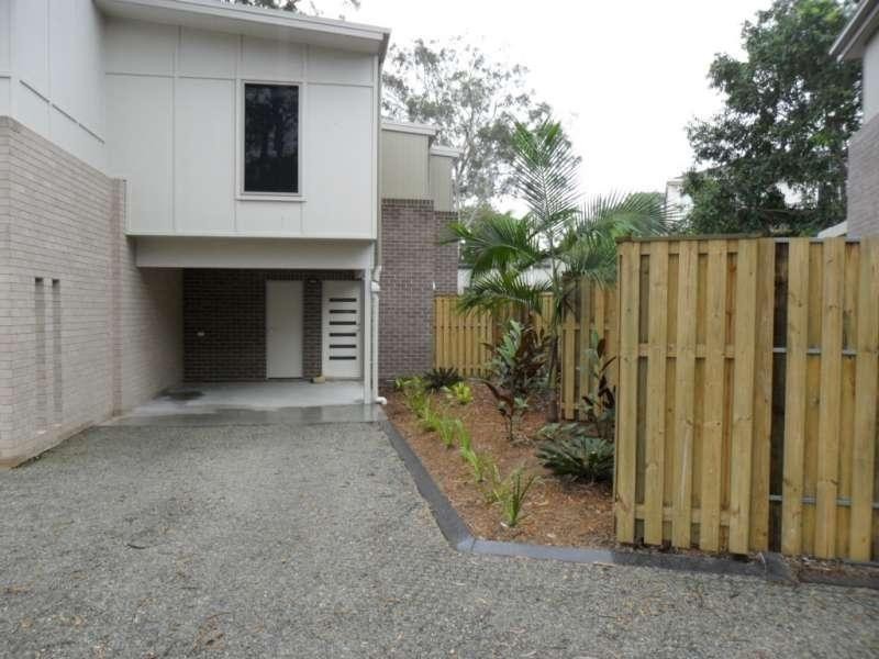 4/135 Falconer Street, Southport QLD 4215