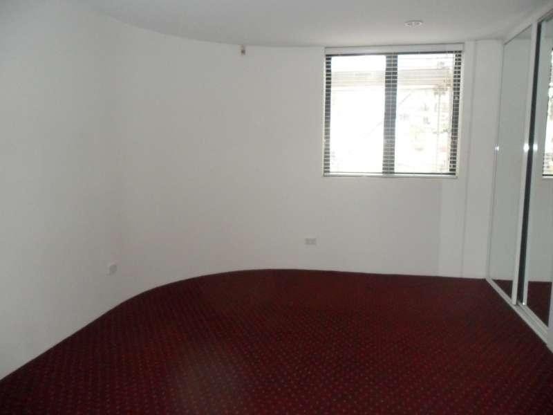 1/3527 Main Beach Parade, Main Beach QLD 4217