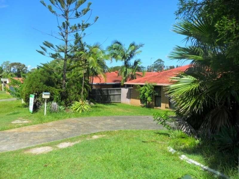 16 Allspice Drive, Ashmore QLD 4214