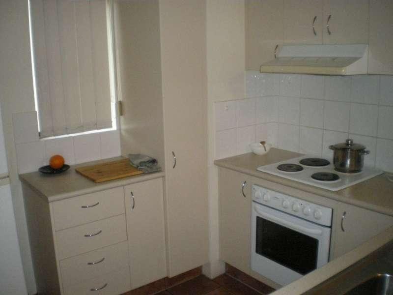 24/11 Owens Lane, Southport QLD 4215