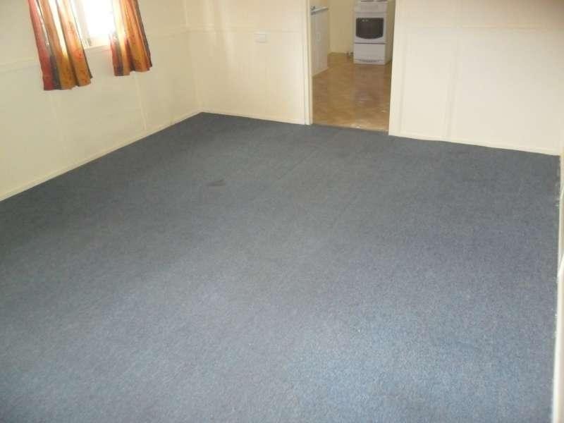 21 Echlin Street, Labrador QLD 4215