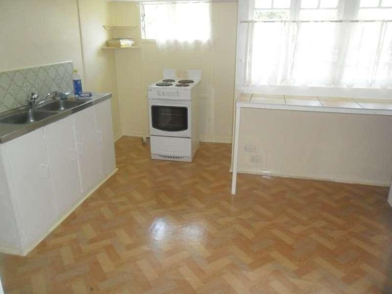 21 Echlin Street, Labrador QLD 4215