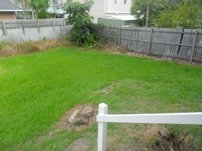 21 Echlin Street, Labrador QLD 4215