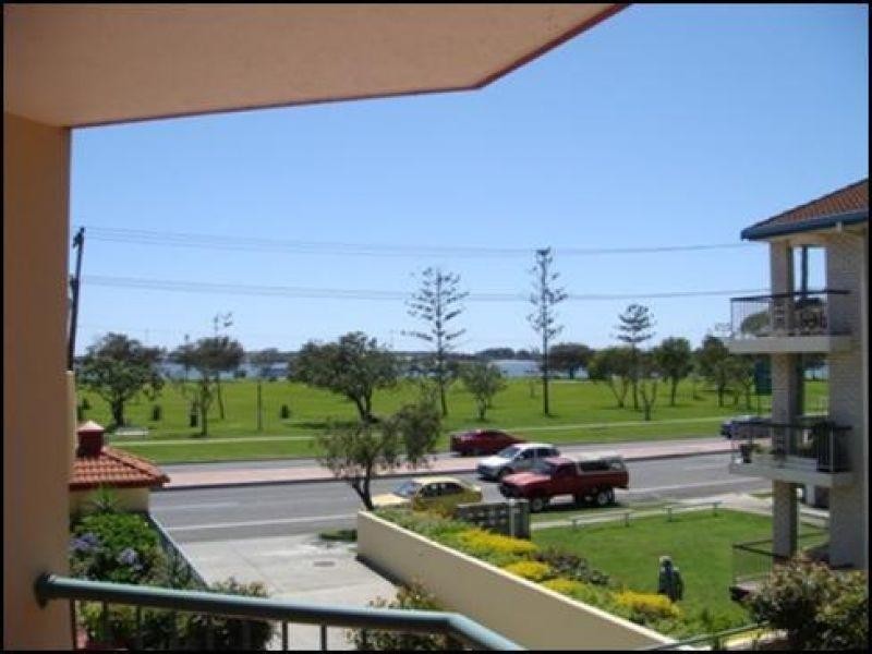 13/140 Marine Parade, Southport QLD 4215