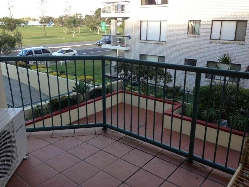 13/140 Marine Parade, Southport QLD 4215