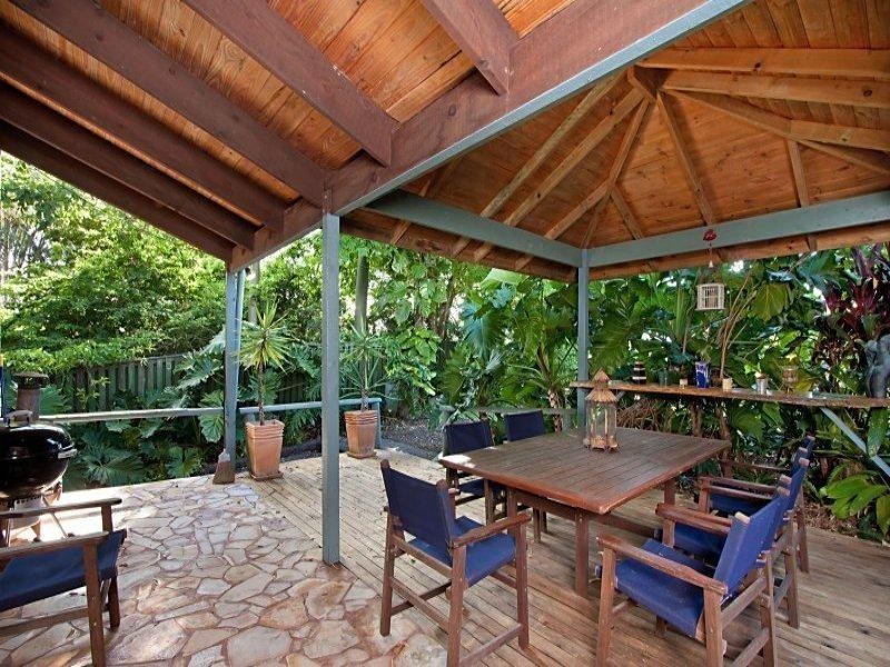15 Ladds Ridge Road, Burleigh Heads QLD 4220