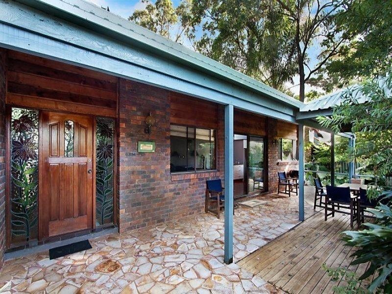 15 Ladds Ridge Road, Burleigh Heads QLD 4220