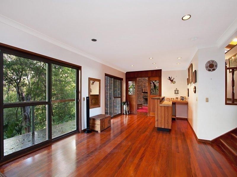 15 Ladds Ridge Road, Burleigh Heads QLD 4220