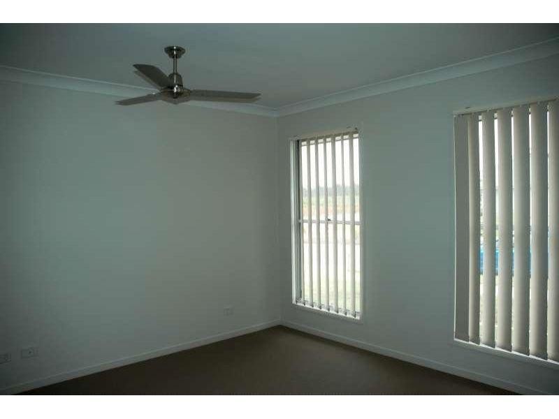 5 Arcadia Boulevard, Pimpama QLD 4209