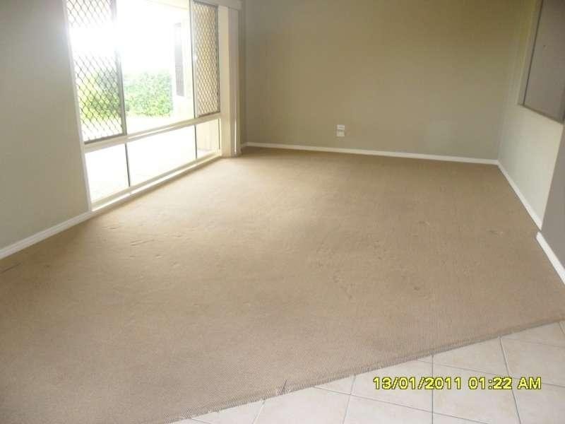 14 Kite Circuit, Arundel QLD 4214